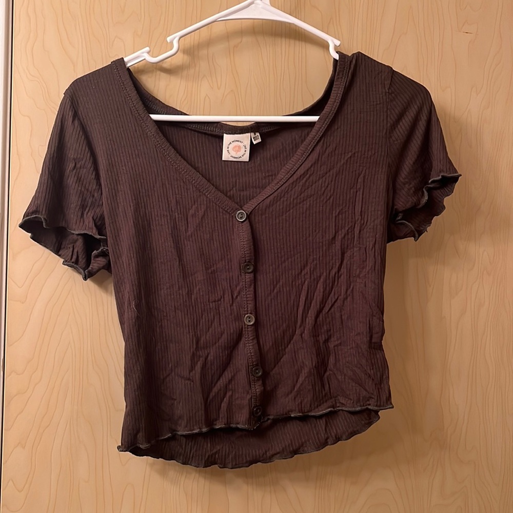 Medium Army green, button t-shirt crop top
